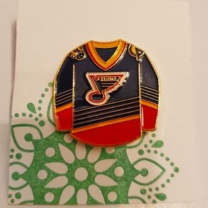 St. Louis Blues Hockey Jersey Lapel Pin EUC